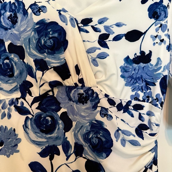 EUC Lauren Ralph Lauren blue and white dress 10P - Picture 3 of 8